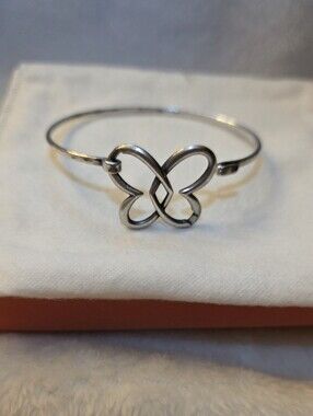 *RETIRED * James Avery Silver Butterfly Outline Bangle - Silver